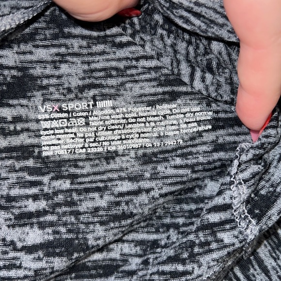 Victoria’s Secret VSX Sport Top - Picture 3 of 3